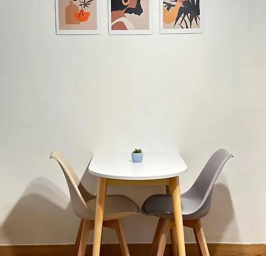 Station - 1 Minute Away - Cozy House Apartment Seoul